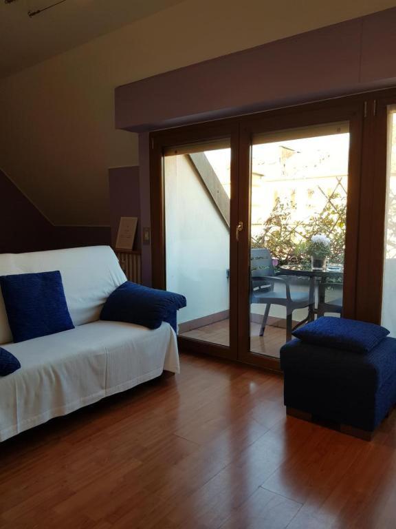 The Boheme Vintage Junior Suite ---- Cozy & Quiet & Comfortable With Private Bathroom & Fully Equipped Kitchenette & Cozy Balcony - Lift To 4Th Floor - Metro' Verde -Green Subway Porta Genova Milan Extérieur photo